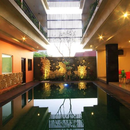 The Agung Residence Seminyak Exteriör bild