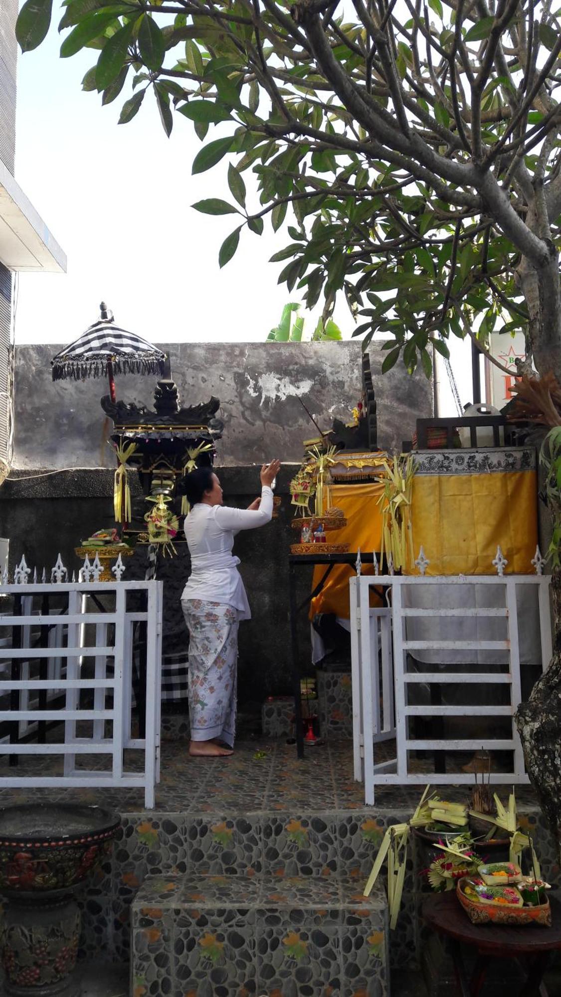 The Agung Residence Seminyak Exteriör bild