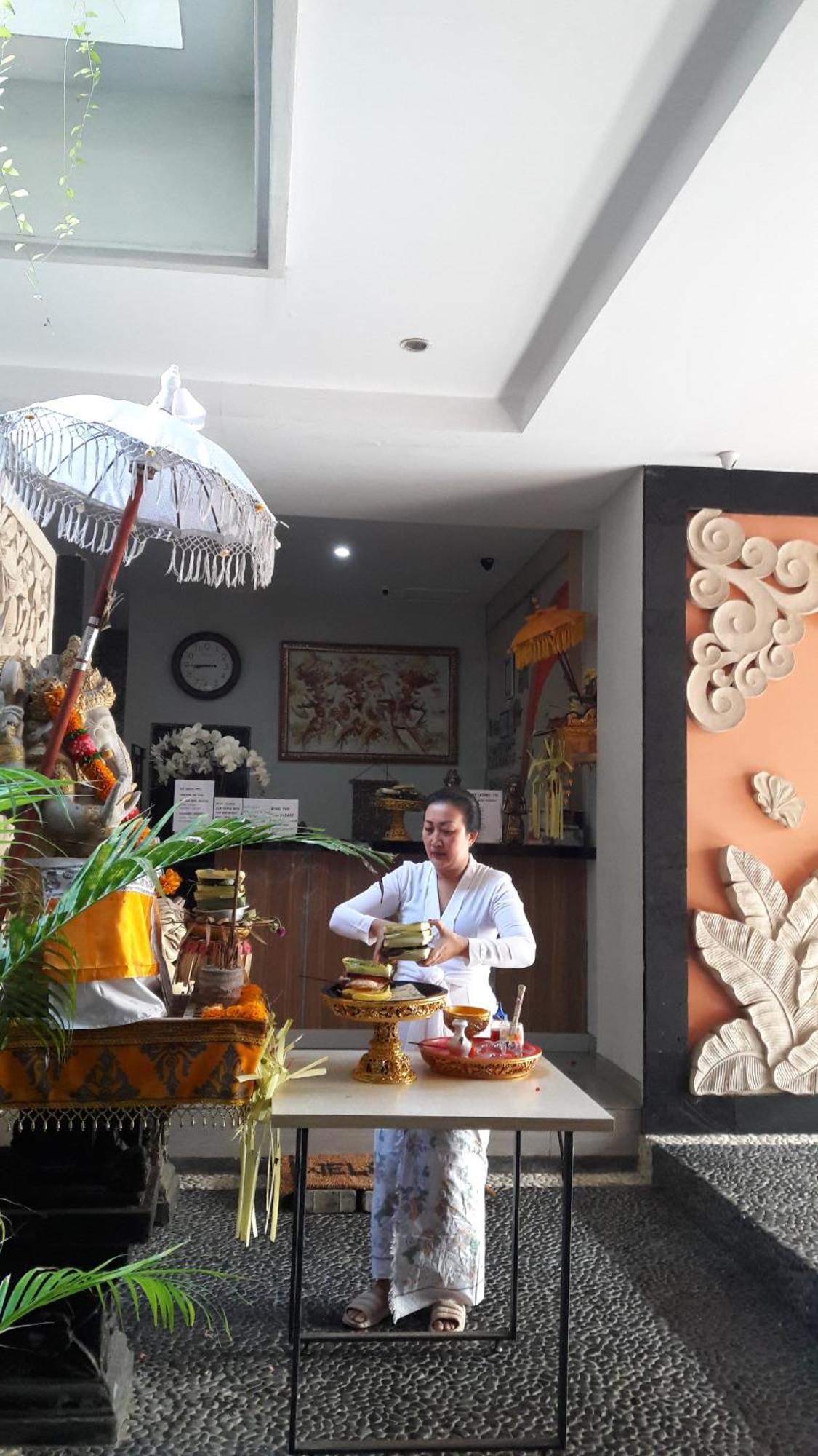 The Agung Residence Seminyak Exteriör bild