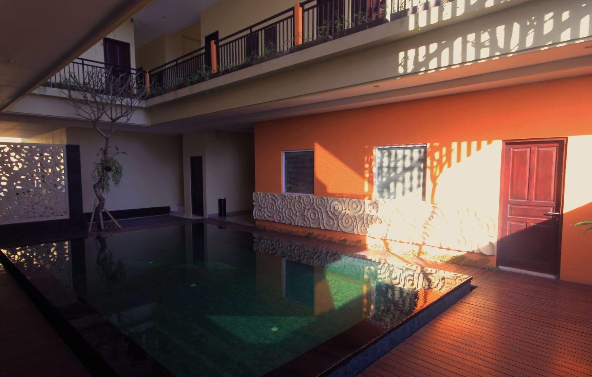 The Agung Residence Seminyak Exteriör bild